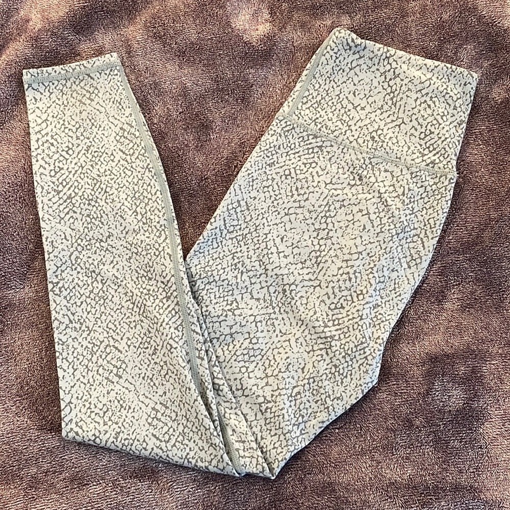 Varley Size Small Leggings